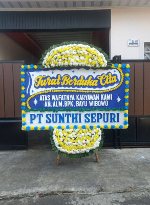 Papan Bunga Duka di Tambelangan