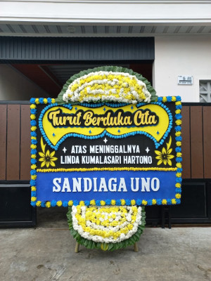 Papan Bunga Duka di Tambelangan